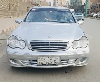 2004 Mercedes-Benz (2005 Shape)