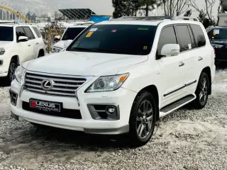 2010 Lexus LX570 (Gulf Edition)