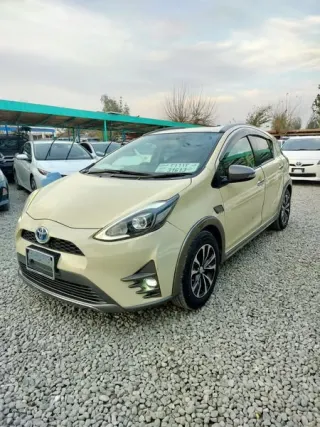 2018 Toyota Aqua Hybrid Crossover