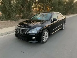 2010 Toyota Crown Hybrid for Sale