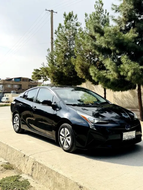 Toyota Prius Black