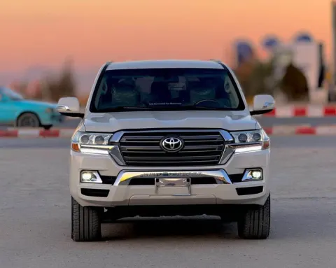 Toyota Land Cruiser V6 2014
