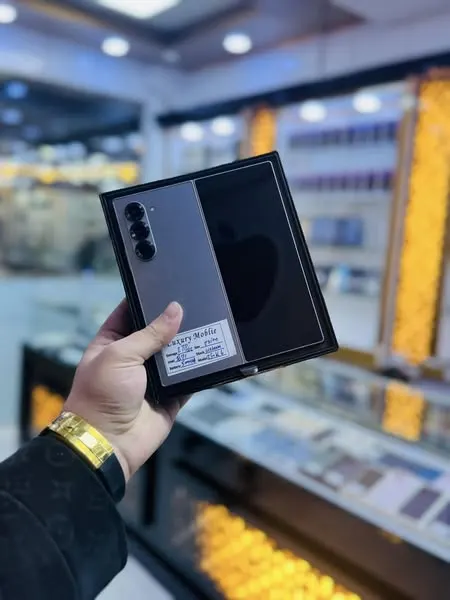 Samsung Galaxy Z-Fold 6