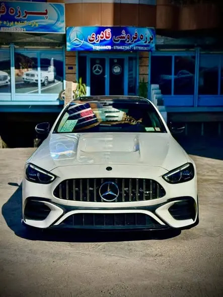 Mercedez Benz 2015