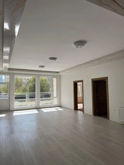 Apartment for sale, 5 rooms, 259 m², Jamal Mina, Kabul
