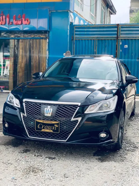 Crown Hybrid 2014
