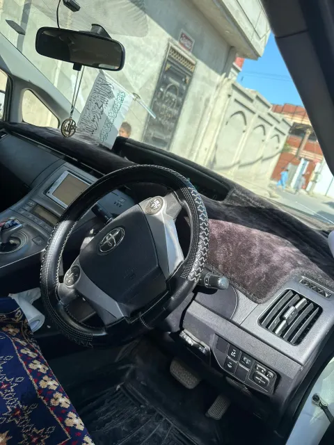 Toyota Prius 2013
