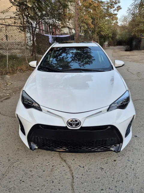 Toyota Corolla 2015