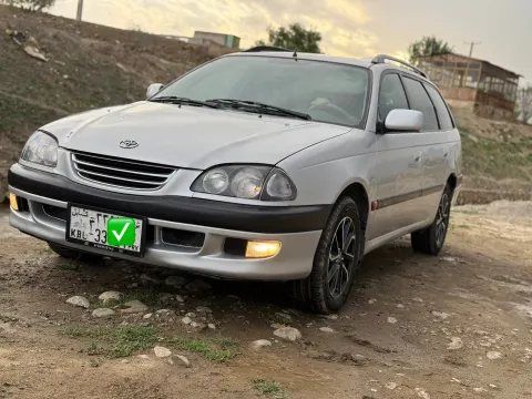 Toyota Avensis 1999
