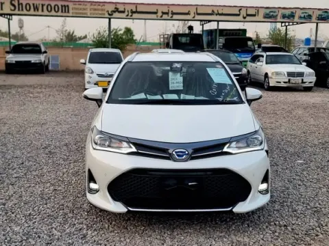 Toyota Fielder 2018