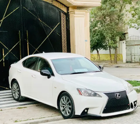 Lexus 2017