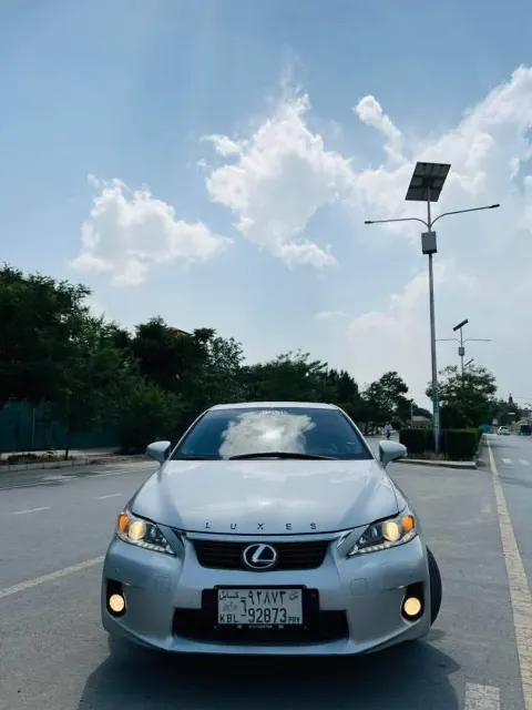 Lexus CT200h 2012