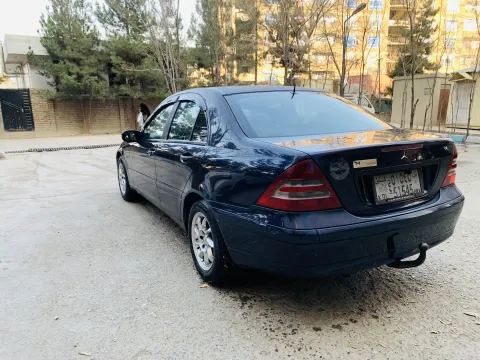Mercedes Benz C200 - 2003