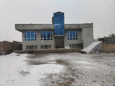House for sale, 4 rooms, 500 m², District 7