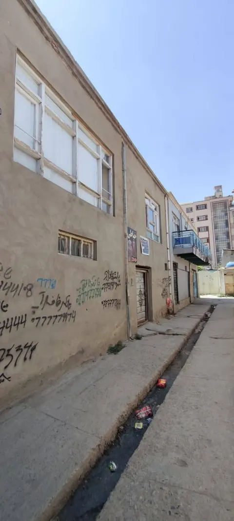 Commercial house for sale, 12 rooms, 3 biswa, Chehelsotoon, District 7, Kabul