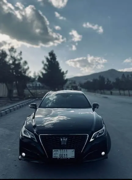 Toyota Crown 2019