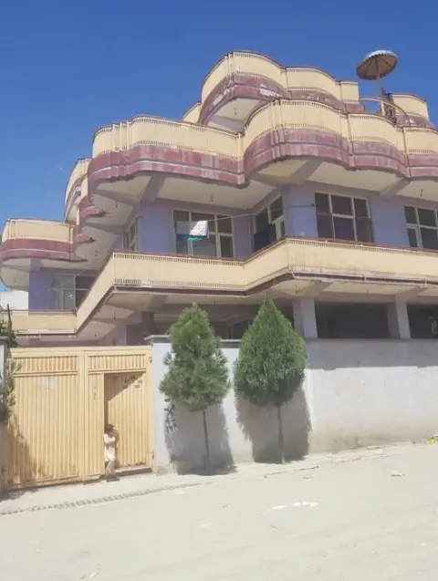 4-storey house for sale, 9 rooms, 300 m², Masood Township, District 15, Kabul