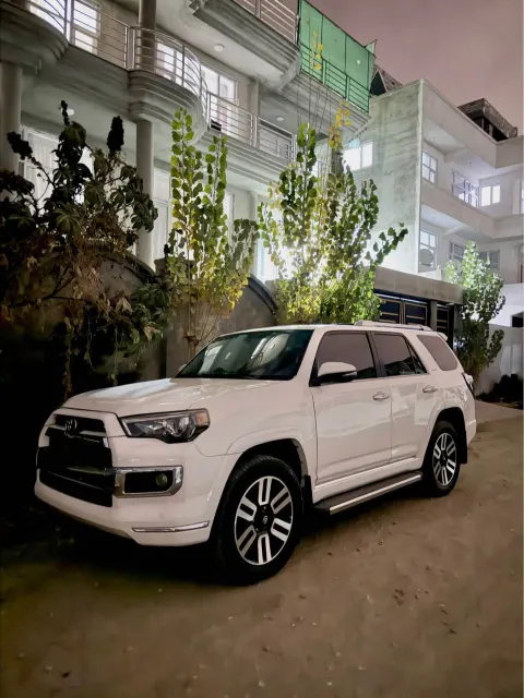 Toyota 4 Runner 2015