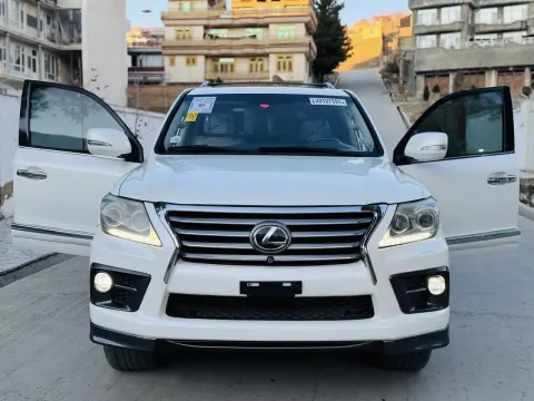 Lexus 570 2009