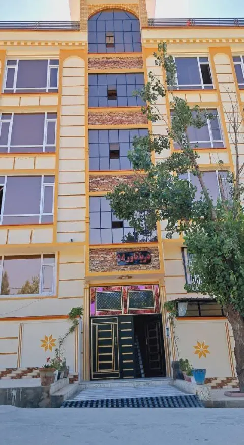 Apartment for sale, 4 rooms, 145 m², 2nd floor, Khisht-e Hochtief, Kabul