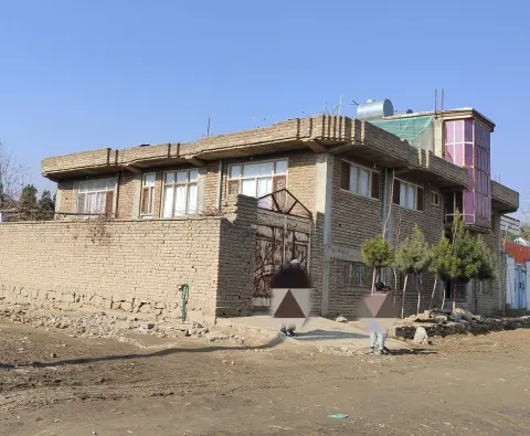 2-storey house for sale, 3 units, 9 rooms, 525 m²