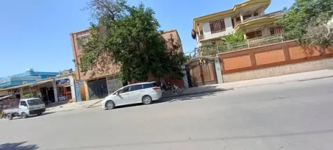 4-storey house for sale, 10 rooms, 352 m², near Sultan Razia school, Mazar-i-Sharif