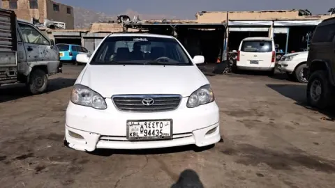 2004 Toyota Corolla LE