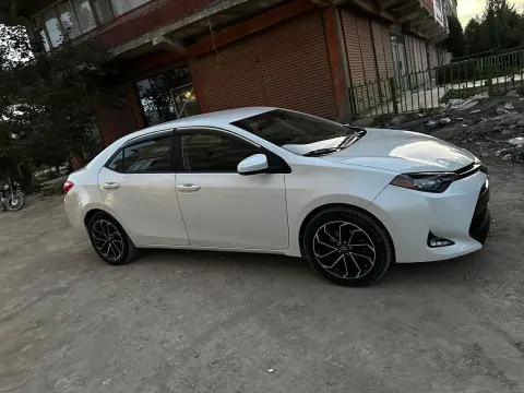 Corolla 2017