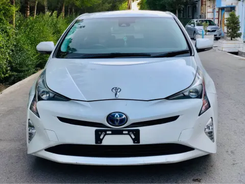 Toyota Prius Hybrid 2018