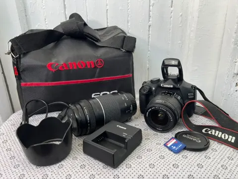 Canon D1200
