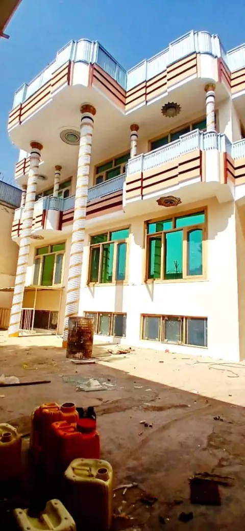 House for rent, 8 rooms, old Taimani