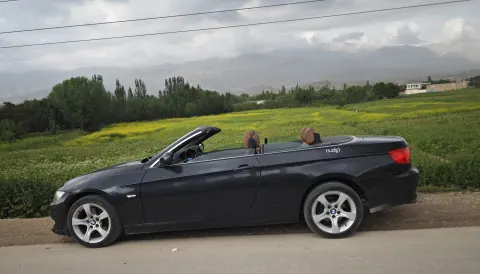 BMW  2012