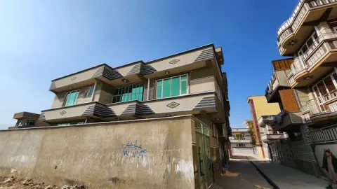 2-storey building for sale, 6 rooms, 230 m², Chardehi, District 6
