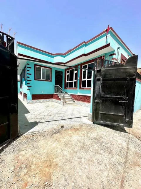 House with Basement, Chehelsotoon, Kabul