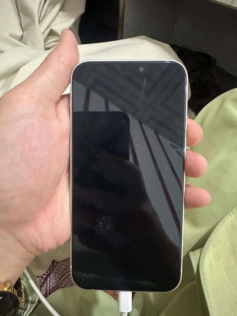 Iphone 12 white