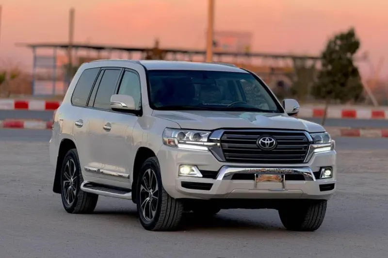 Toyota Land Cruiser V6 2014