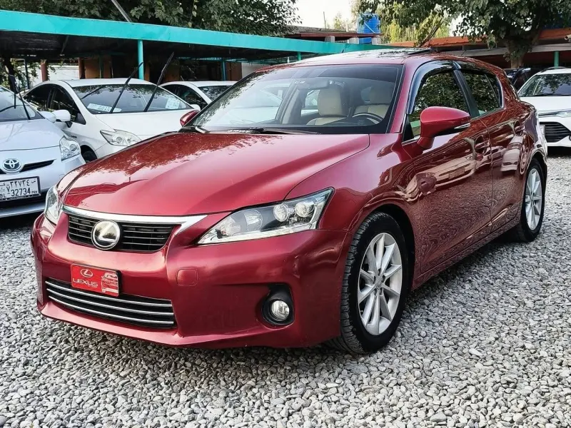 Lexus CT200h Hybrid 2012