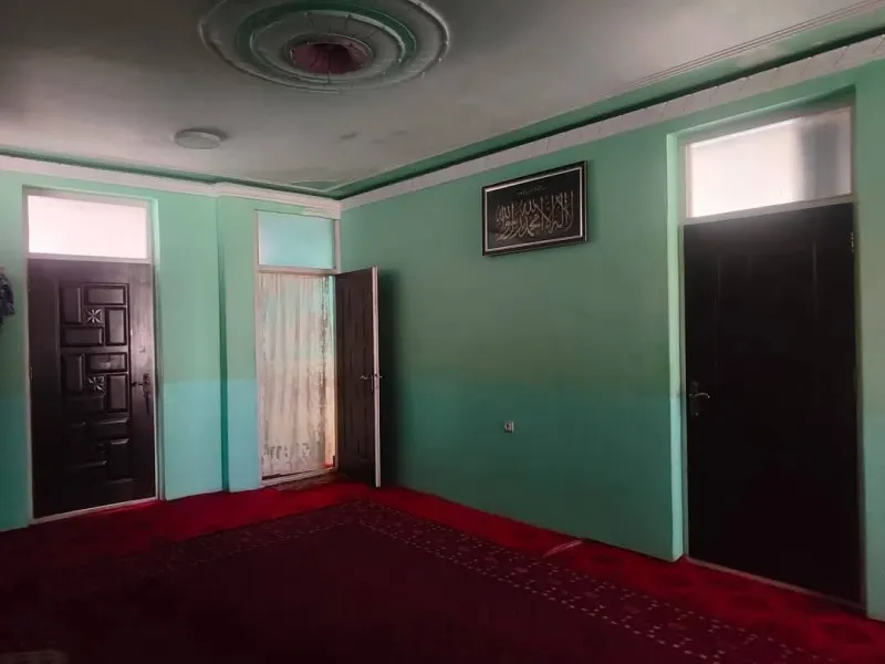 2-storey house with 2 shops for sale, 7 rooms, 300 m², District 7