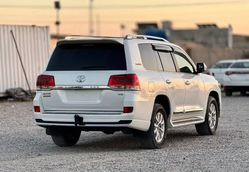 Toyota Land Cruiser GXR 2018