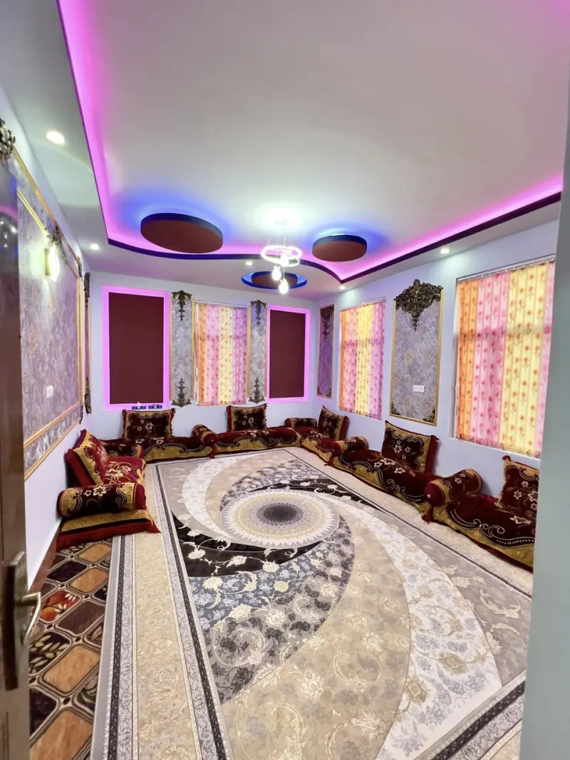 4-storey corner house for sale, 250 m², Zargar Road, Herat
