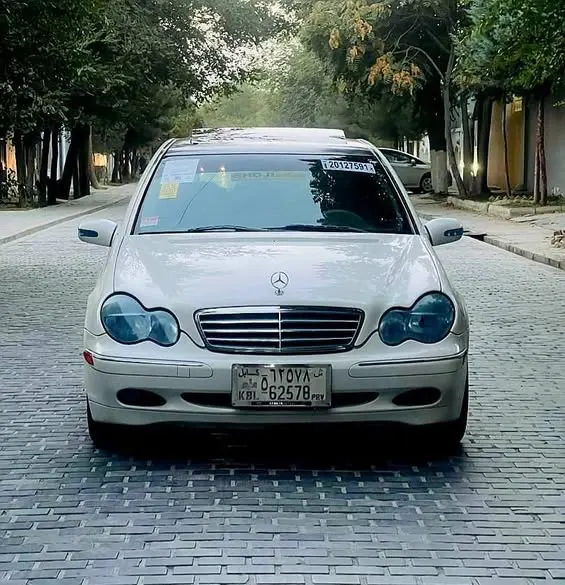 Mercedez Benz 2004