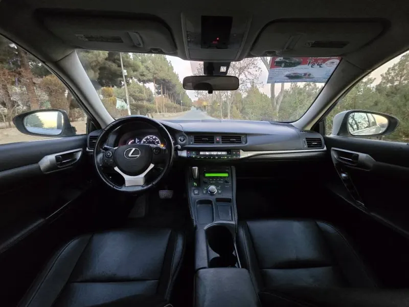 Lexus 2017