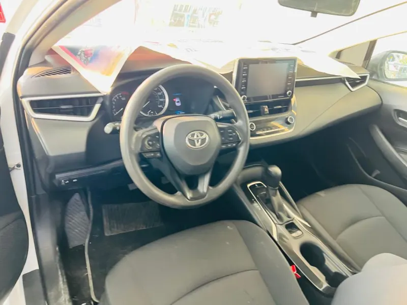 Toyota Corolla LE 2021