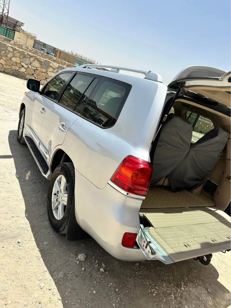 Land Cruiser 2014