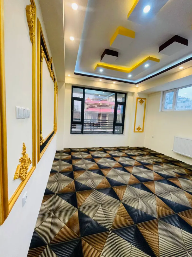 Two new VIP apartments for sale, 4 rooms, 2nd floor