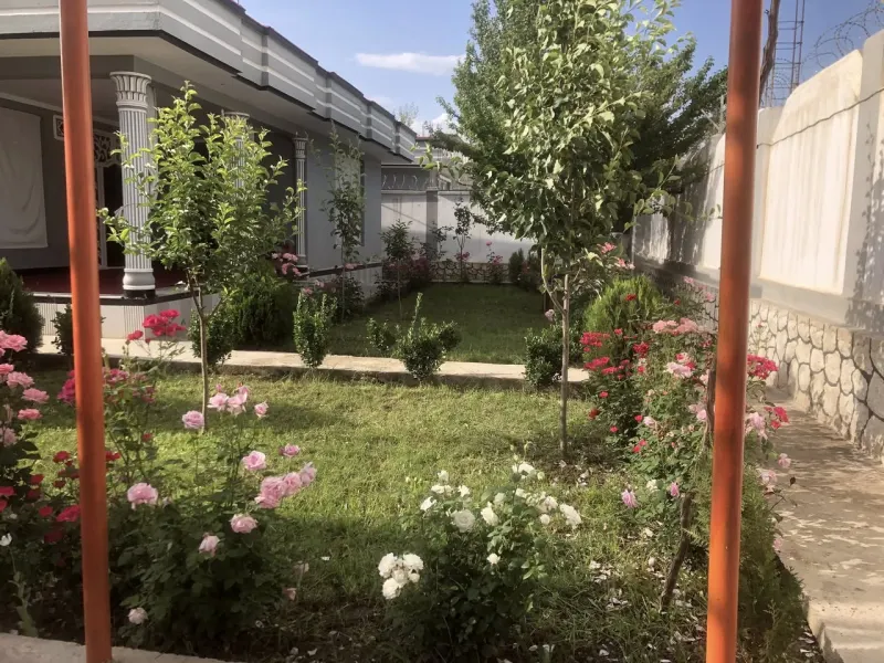House for sale, 3 rooms, with separate guest house