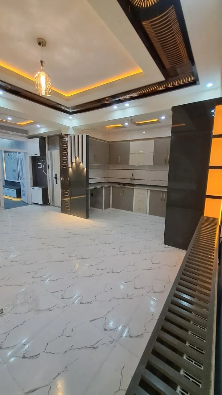 VIP apartment for sale, 3 rooms, 260 m², 4th floor, with roof terrace, Khisht-e Hochtief, District 11, Kabul