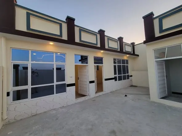 2-storey house for sale, 6 rooms, 350 m²