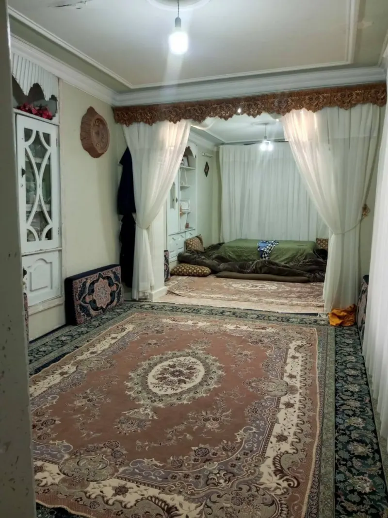 Building for sale, 11 rooms, 460 m², on the main road