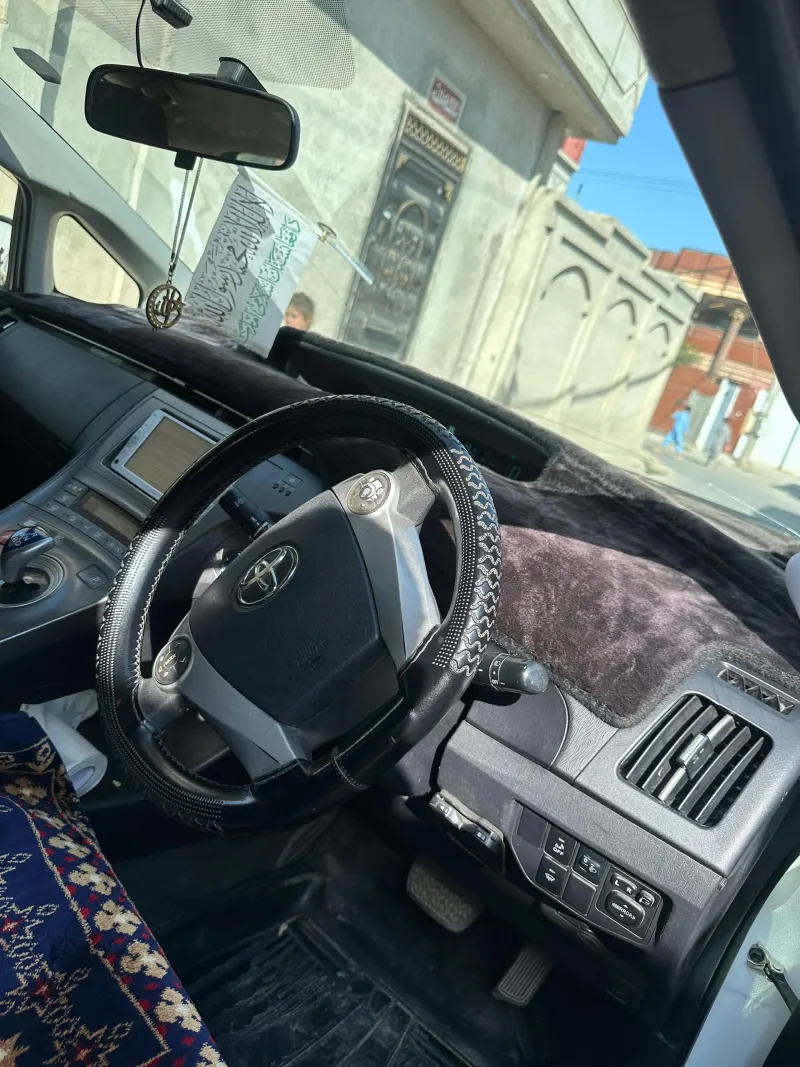 Toyota Prius 2013